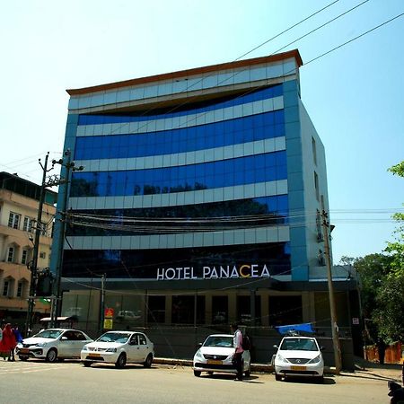 Hotel Panacea Ventures Коллам Экстерьер фото
