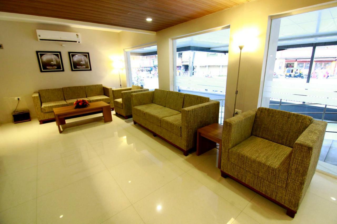 Hotel Panacea Ventures Коллам Экстерьер фото