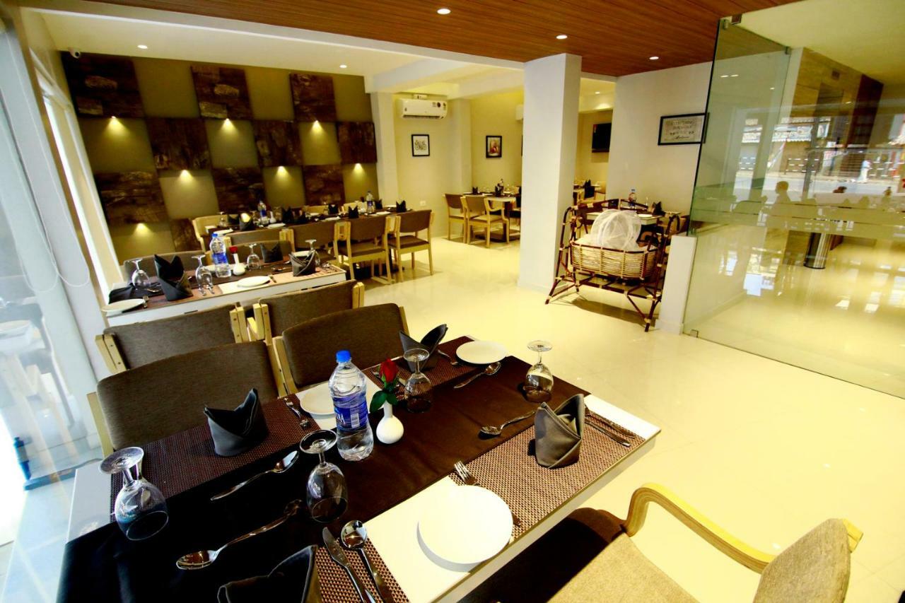 Hotel Panacea Ventures Коллам Экстерьер фото